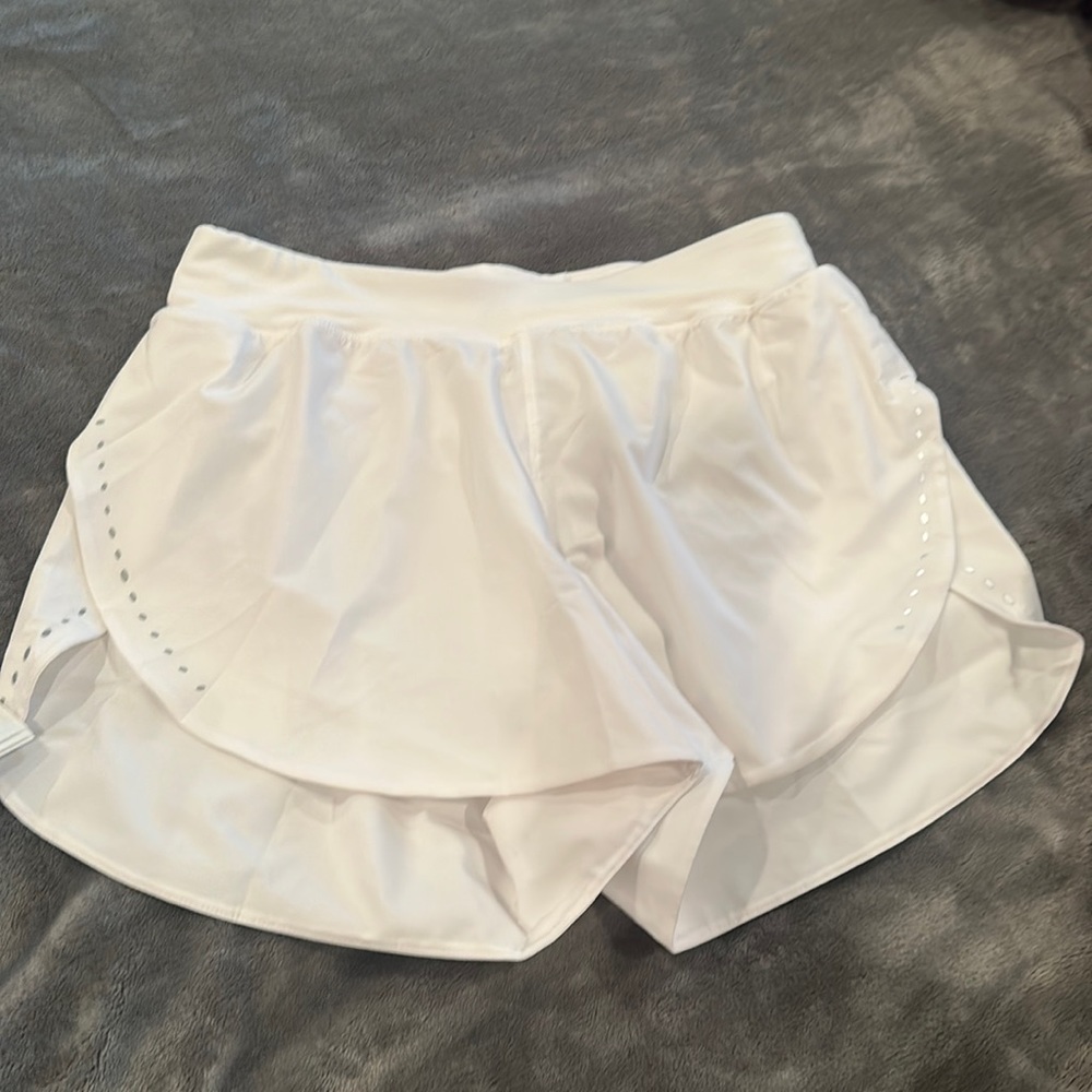 Find your pace high rise shorts